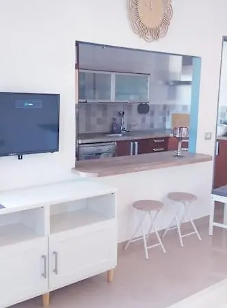 Atlantico - 1 Avec Place De Parking Privative - *