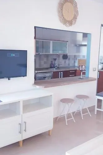 Atlantico - 1 Avec Place De Parking Privative - *